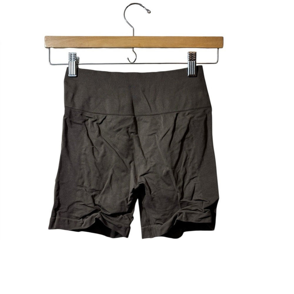 Nxtlvl | shorts small